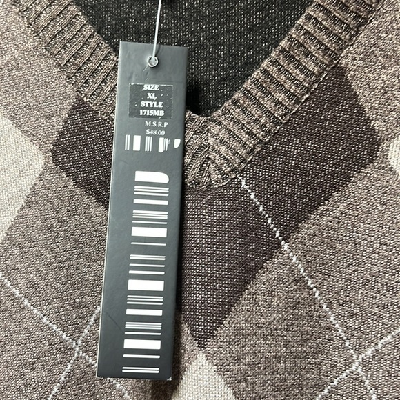 New mens sweater - Picture 4 of 4